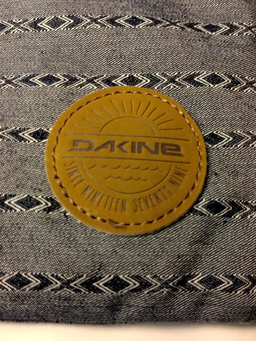 Dakine Crossbody Purse Southwest Blue Chambray Shoulder Bag 8x9.5" - Picture 6 of 15